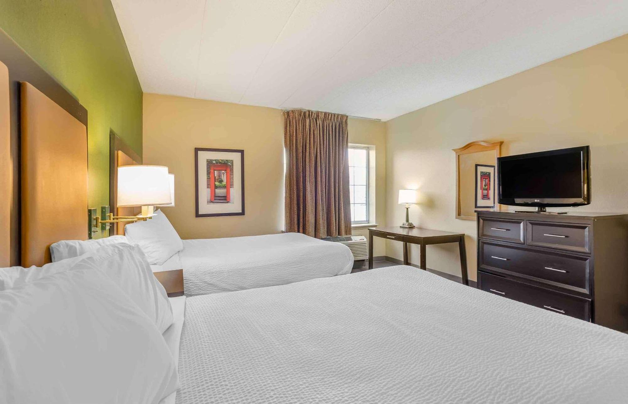 Extended Stay America Select Suites - Chicago - Lombard - Oakbrook Oakbrook Terrace Esterno foto
