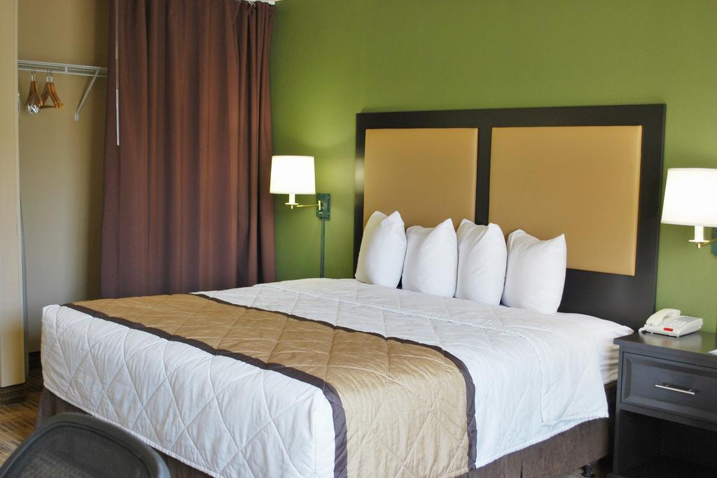 Extended Stay America Select Suites - Chicago - Lombard - Oakbrook Oakbrook Terrace Esterno foto