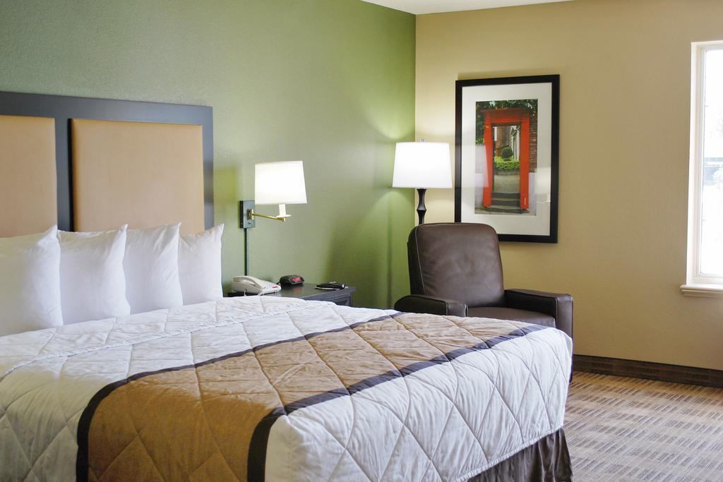Extended Stay America Select Suites - Chicago - Lombard - Oakbrook Oakbrook Terrace Esterno foto